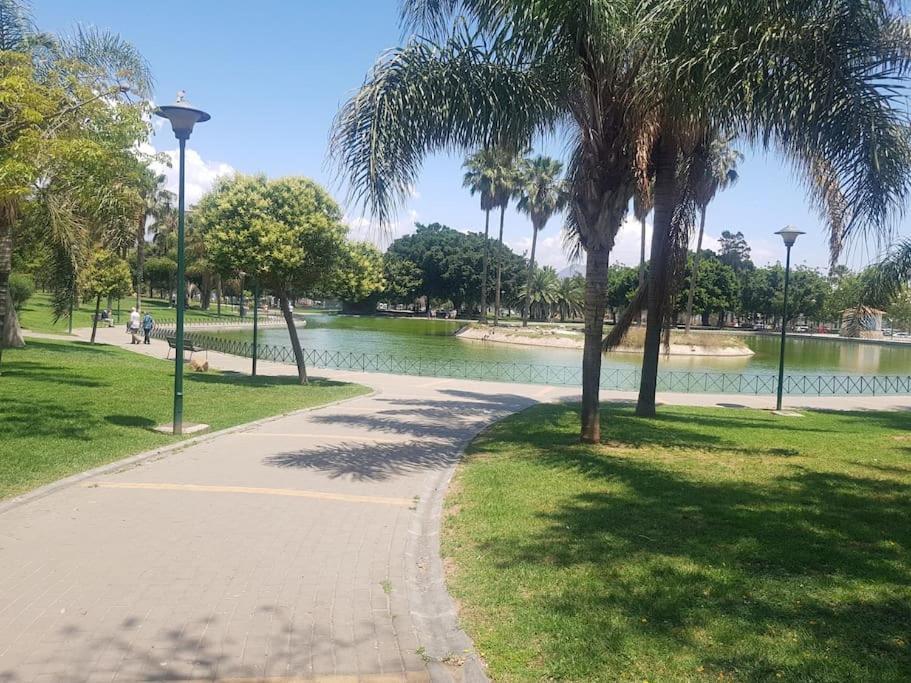 Apartamento Malaga 300 Metros De La Playa Εξωτερικό φωτογραφία